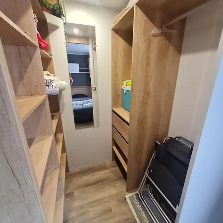Mobil-home En Proche De La